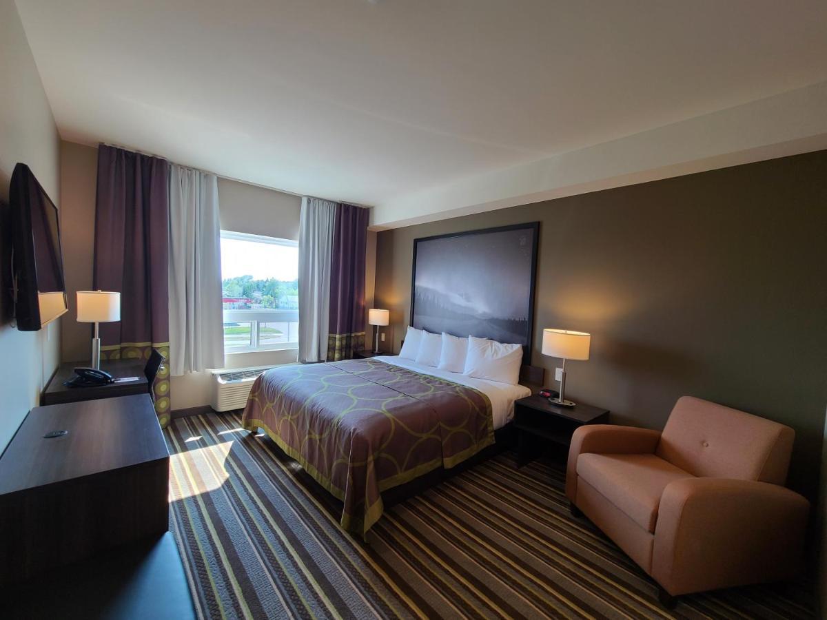Hotel Super 8 By Wyndham Thompson Extérieur photo