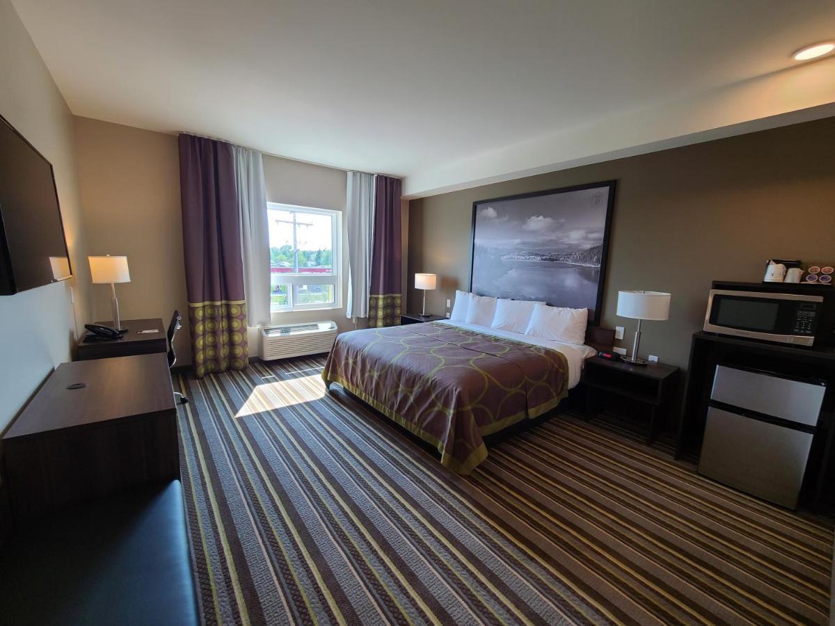 Hotel Super 8 By Wyndham Thompson Extérieur photo