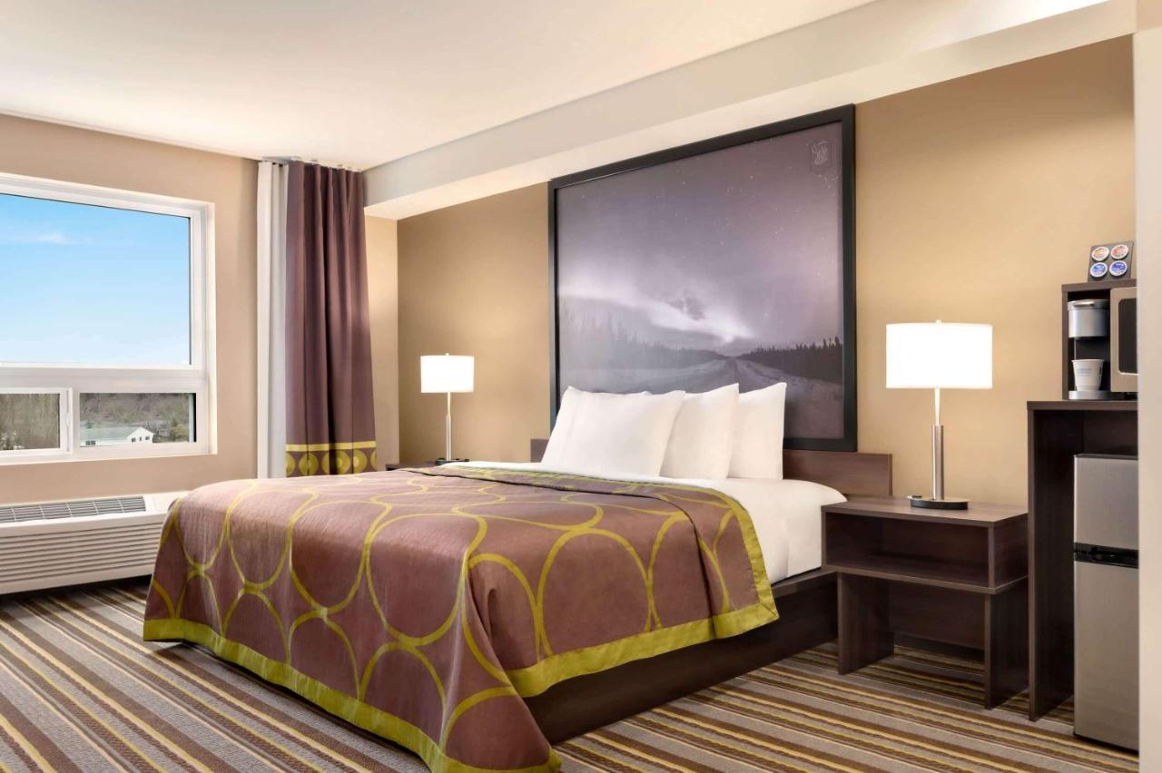 Hotel Super 8 By Wyndham Thompson Extérieur photo